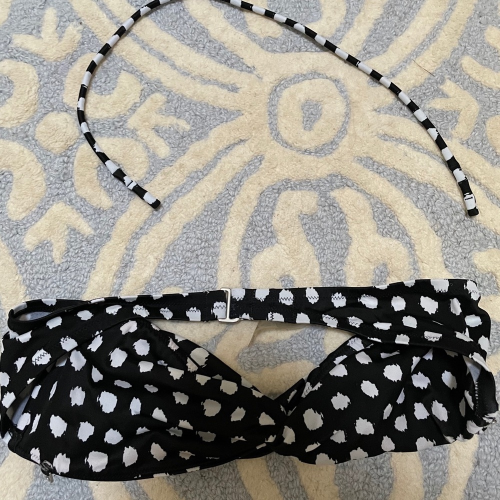 Victoria’s Secret polka dot twist bikini top